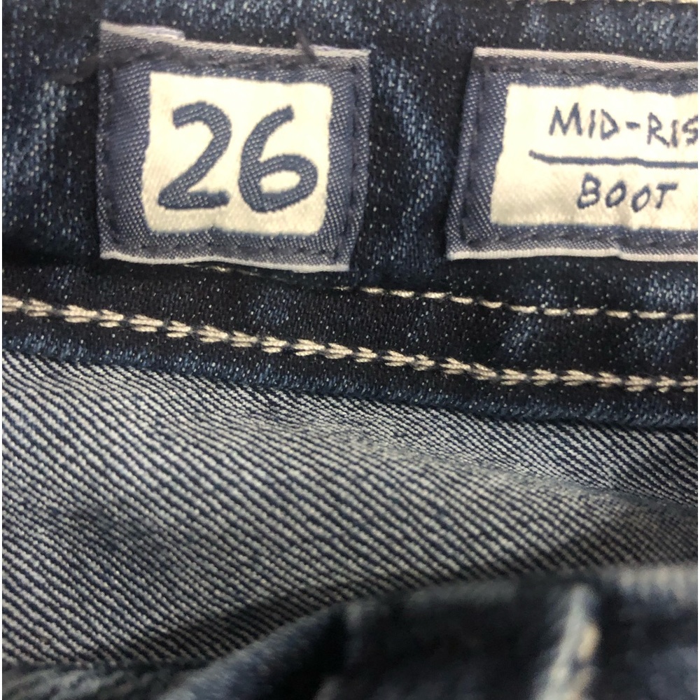 ❌SOLD❌Miss Me❤️‍🔥Mid-Rise Boot Cut-Bejeweled❤️‍🔥Measurements in Pics❤️‍🔥 - Picture 11 of 16